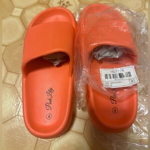 NWT Pink Lily Orange Slide Sandals